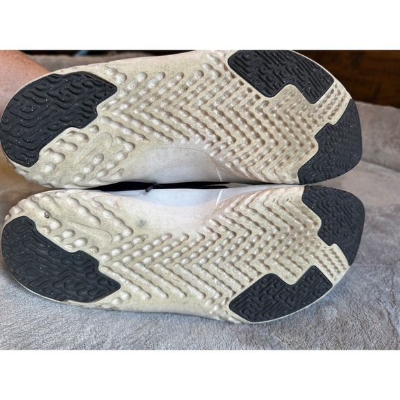 Women's Nike Renew In Season TR 9 Running Shoe - Picture 5 of 6
